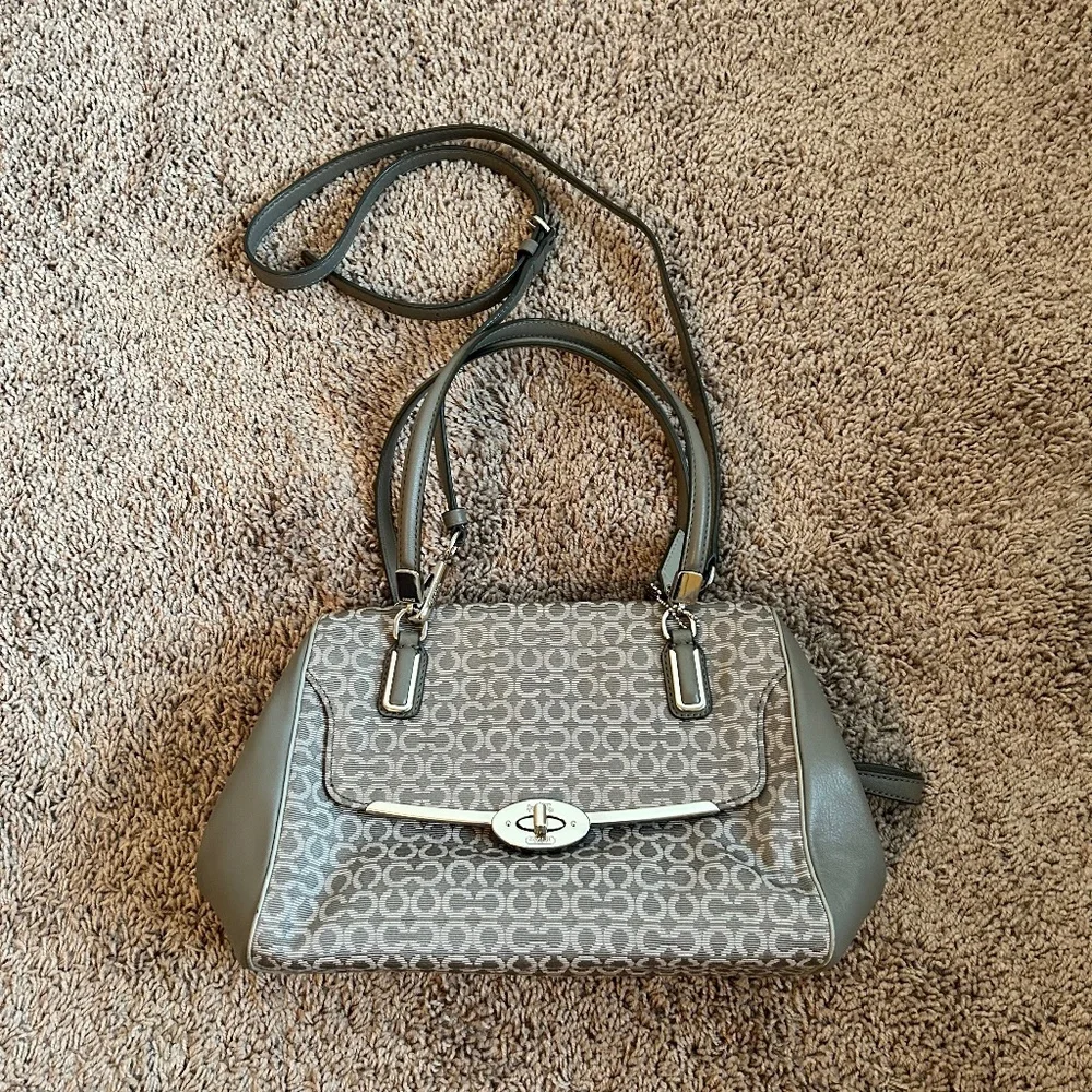 Like New Coach Signature Gray Jacquard & Leather Madison Satchel #D1394-25215